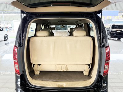 Hyundai H-1 2.5 Deluxe (ปี 2021) Wagon AT