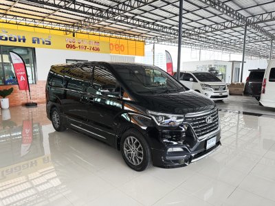 Hyundai H-1 2.5 Deluxe (ปี 2021) Wagon AT