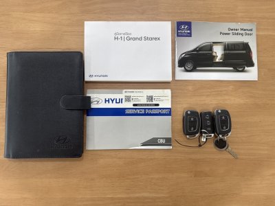Hyundai H-1 2.5 Deluxe (ปี 2021) Wagon AT