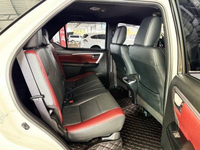 Toyota Fortuner 2.4 Legender (ปี 2023) SUV AT - 4WD