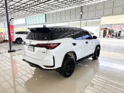 Toyota Fortuner 2.4 Legender (ปี 2023) SUV AT - 4WD