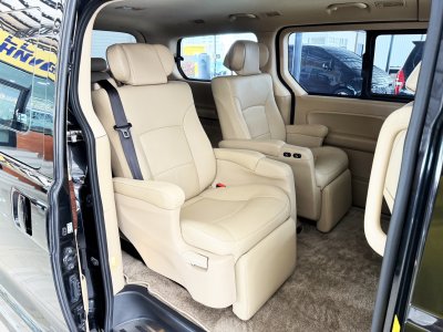 Hyundai Grand Starex 2.5 Premium (ปี 2022) Wagon AT