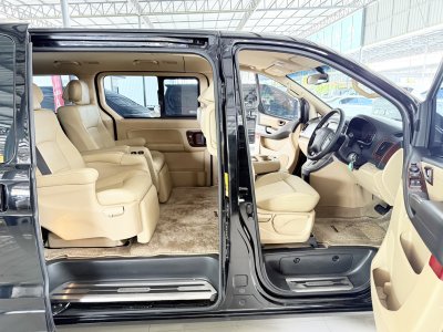 Hyundai Grand Starex 2.5 Premium (ปี 2022) Wagon AT