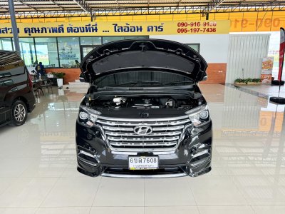 Hyundai Grand Starex 2.5 Premium (ปี 2022) Wagon AT