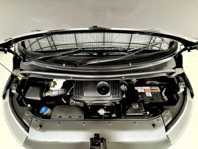Hyundai Grand Starex 2.5 Premium (ปี 2022) Wagon AT