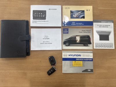 Hyundai H-1 2.5 Deluxe (ปี 2016) Wagon AT