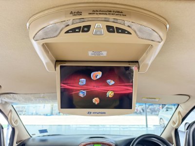 Hyundai H-1 2.5 Deluxe (ปี 2013) Wagon AT