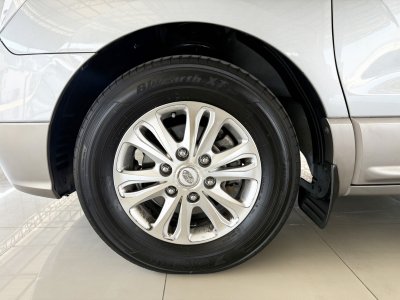 Hyundai H-1 2.5 Deluxe (ปี 2013) Wagon AT