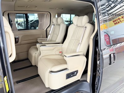 Hyundai H-1 2.5 Deluxe (ปี 2018) Wagon AT
