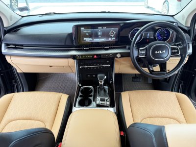 Kia Carnival 2.2 EX (Y 2022) Wagon AT