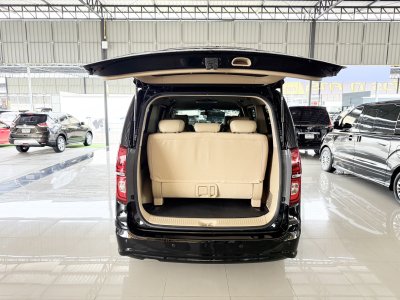 Hyundai H-1 2.5 Deluxe (ปี 2020) Wagon AT