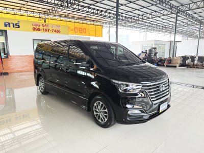 Hyundai H-1 2.5 Deluxe (ปี 2020) Wagon AT