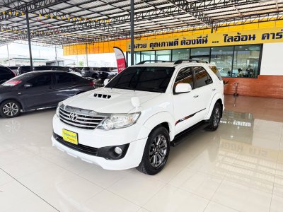 Toyota Fortuner 3.0 TRD Sportivo (Y 2012) SUV AT