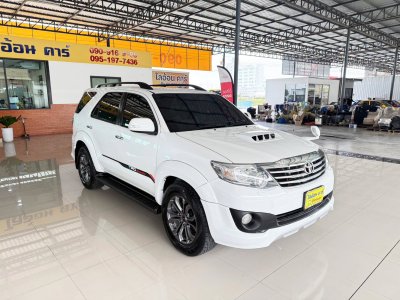 Toyota Fortuner 3.0 TRD Sportivo (Y 2012) SUV AT