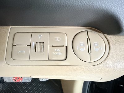 Hyundai H-1 2.5 Deluxe (ปี 2018) Wagon AT
