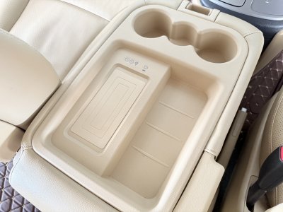 Hyundai H-1 2.5 Deluxe (ปี 2021) Wagon AT