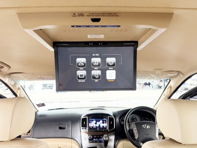 Hyundai H-1 2.5 Deluxe (ปี 2021) Wagon AT