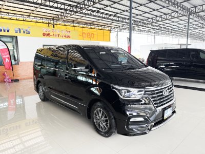 Hyundai H-1 2.5 Deluxe (ปี 2021) Wagon AT