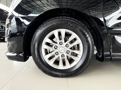 Hyundai H-1 2.5 Deluxe (ปี 2015) Wagon AT