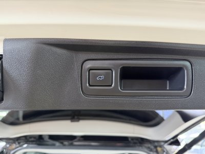 Toyota Fortuner Commander 2.4 V (ปี 2023) SUV AT - 2WD