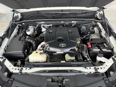 Toyota Fortuner Commander 2.4 V (ปี 2023) SUV AT - 2WD