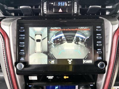 Toyota Fortuner Commander 2.4 V (ปี 2023) SUV AT - 2WD