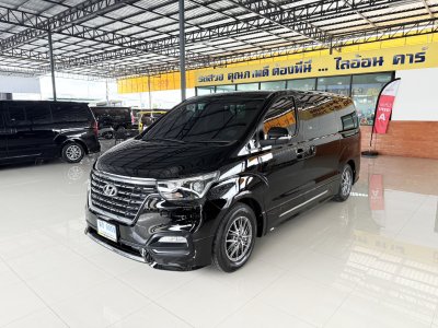 Hyundai H-1 2.5 Deluxe (ปี 2021) Wagon AT