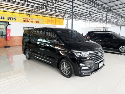 Hyundai H-1 2.5 Deluxe (ปี 2021) Wagon AT