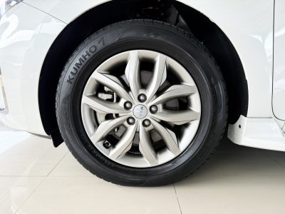 Kia Grand Carnival 2.2 EX (ปี 2019) Wagon AT