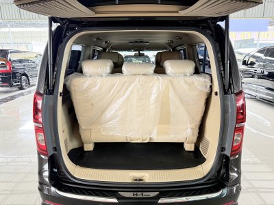 Hyundai H-1 2.5 Deluxe (ปี 2020) Wagon AT
