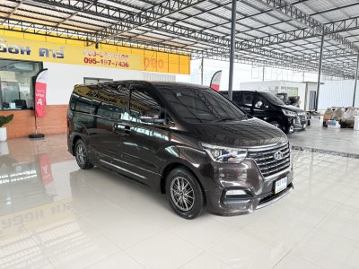 Hyundai H-1 2.5 Deluxe (ปี 2020) Wagon AT
