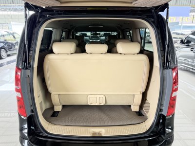 Hyundai H-1 2.5 Deluxe (ปี 2018) Wagon AT