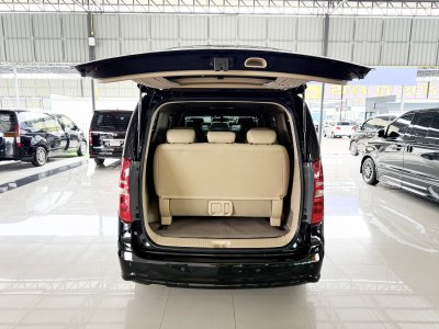 Hyundai H-1 2.5 Deluxe (ปี 2018) Wagon AT