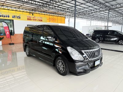 Hyundai H-1 2.5 Deluxe (ปี 2018) Wagon AT
