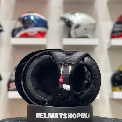BELL PIT BOSS GLOSS BLACK