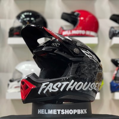BELL MOTO-10 SPHERICAL FASTHOUSE PRIVATEER GLOSS BLACK/RED