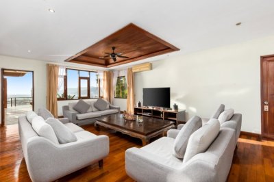 Villa Yoosook | Sea View Patong