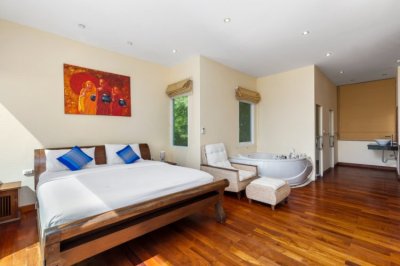 Villa Yoosook | Sea View Patong