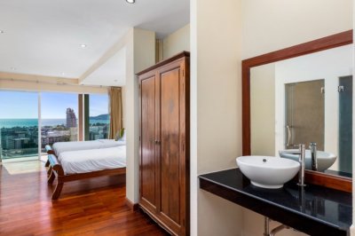 Villa Yoosook | Sea View Patong