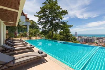 Villa Yoosook | Sea View Patong