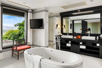 Spa Pool Penthouse  Layan Hills