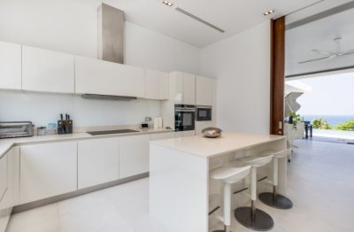 Stunning Sea View Penthouse  Malaiwana Residences, Naithon Beach