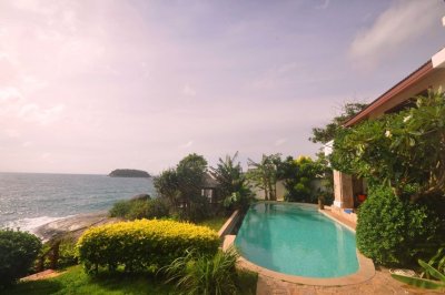 Baan Kata Villa  Oceanfront