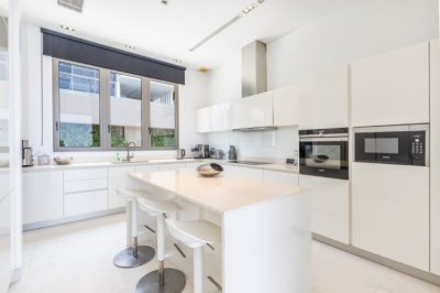 Stunning Sea View Penthouse  Malaiwana Residences, Naithon Beach