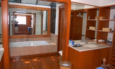 Baan Kata Villa  Oceanfront