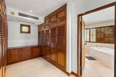 Nakathani Villa Estate Kamala Beach