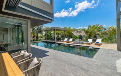 Villa Lion  Layan Beach