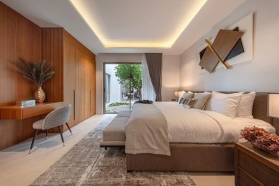 Botanica Grand Avenue