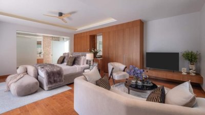 Botanica Grand Avenue