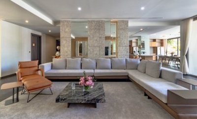 Villa Lion  Layan Beach